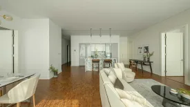 2 Bedroom Condo for sale in The Ritz - Carlton Residences at MahaNakhon, Silom, Bangkok near BTS Chong Nonsi