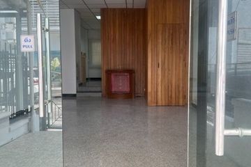 4 Bedroom Townhouse for rent in Phlapphla, Bangkok