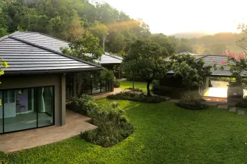 3 Bedroom House for sale in At Green Gallery, Bang Phra, Chonburi