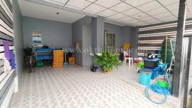 3 Bedroom Townhouse for sale in Khlong Sam, Pathum Thani