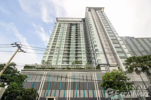 1 Bedroom Condo for sale in Bang Yi Ruea, Bangkok near BTS Pho Nimit