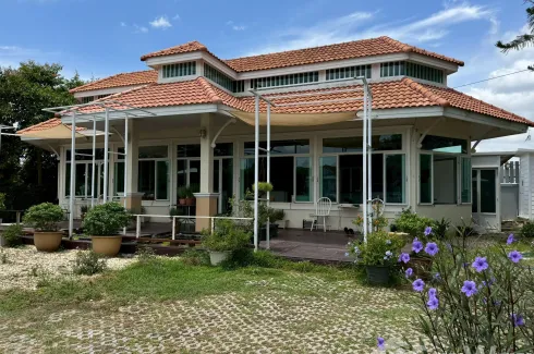 1 Bedroom Commercial for rent in Villa Lanna, Buak Khang, Chiang Mai