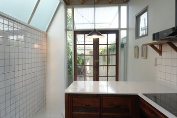 1 Bedroom Townhouse for rent in Phaya Thai, Bangkok near BTS Ari