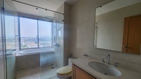 1 Bedroom Condo for sale in The Emporio Place, Khlong Tan, Bangkok near BTS Phrom Phong