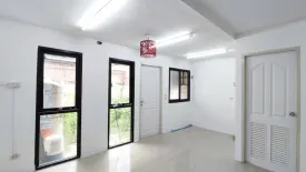 3 Bedroom Townhouse for sale in THE ENTER, Dokmai, Bangkok