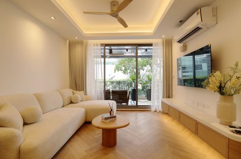 2 Bedroom Condo for rent in The Lofts Ekkamai, Phra Khanong, Bangkok near BTS Ekkamai