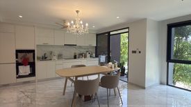 2 Bedroom Condo for sale in SOCIO Reference 61, Khlong Tan Nuea, Bangkok near BTS Ekkamai