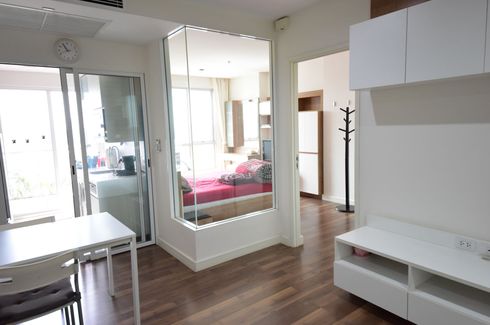 1 Bedroom Condo for sale in Bang Yi Ruea, Bangkok near BTS Pho Nimit