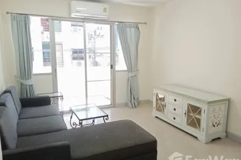 1 Bedroom Apartment for rent in Porn-Uthai Suite, Chatuchak, Bangkok near MRT Phaholyothin 24