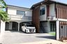 6 Bedroom House for rent in Lat Yao, Bangkok