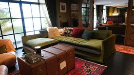 3 Bedroom Condo for sale in T.P.J. Condo, Khlong Tan Nuea, Bangkok near BTS Phrom Phong