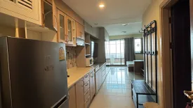 Condo for rent in Thung Maha Mek, Bangkok near MRT Lumpini