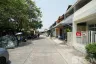 2 Bedroom Townhouse for sale in Bang Khu Rat, Nonthaburi