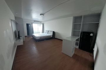 Condo for rent in Pattaya Beach Condo, Nong Prue, Chonburi