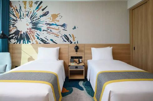 Condo for rent in Holiday Inn and Suites Siracha Leamchabang, Thung Sukhla, Chonburi