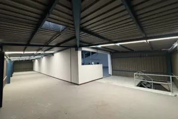 Warehouse / Factory for rent in Khlong Toei, Bangkok near BTS Asoke