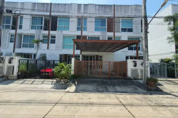 3 Bedroom Townhouse for sale in Mind Hof Romklao-Suvarnabhumi, Khlong Sam Prawet, Bangkok