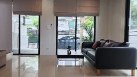 3 Bedroom House for rent in Areeya Mandarina Sukhumvit 77, Suan Luang, Bangkok near MRT Si Nut