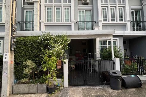 3 Bedroom Townhouse for rent in Golden Town Sukhumvit-Bearing BTS Station, Samrong, Samut Prakan near BTS Bearing