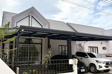 2 Bedroom Townhouse for sale in Canna Rong Po, Takhian Tia, Chonburi