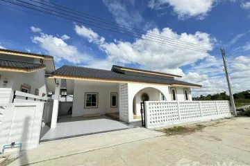 3 Bedroom House for rent in San Pu Loei, Chiang Mai