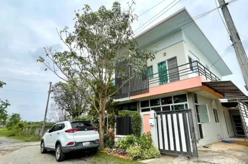 2 Bedroom Townhouse for rent in Mae Hia, Chiang Mai