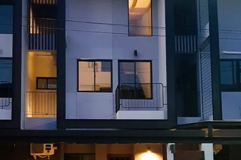 3 Bedroom Townhouse for rent in The Urbana 3, Tha Sala, Chiang Mai