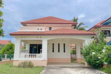 4 Bedroom House for rent in Baan Rungaroon 3, Hang Dong, Chiang Mai