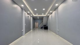 2 Bedroom Commercial for sale in Bang Bamru, Bangkok near MRT Bang Yi Khan