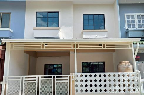 3 Bedroom Townhouse for sale in Narisra, Bueng Nam Rak, Pathum Thani
