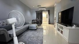 3 Bedroom Townhouse for sale in Casa City Watcharapol – Permsin, Khlong Thanon, Bangkok