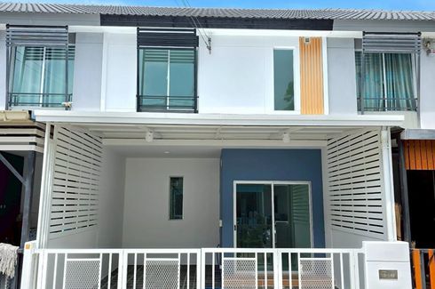 3 Bedroom Townhouse for sale in Khlong Song, Pathum Thani
