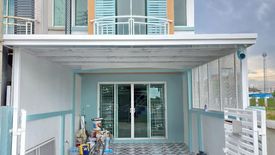 2 Bedroom Townhouse for sale in The Park @ Fashion, Khan Na Yao, Bangkok