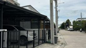 3 Bedroom Townhouse for sale in Bang Chan, Bangkok