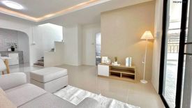 3 Bedroom Townhouse for sale in Khlong Sam, Pathum Thani