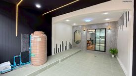 2 Bedroom Townhouse for sale in Sam Wa Tawan Tok, Bangkok