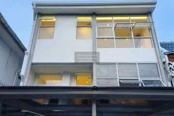 3 Bedroom Townhouse for sale in Suan Luang, Bangkok