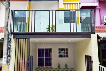 2 Bedroom Townhouse for sale in Siriwan 1 Village, Bang Krang, Nonthaburi