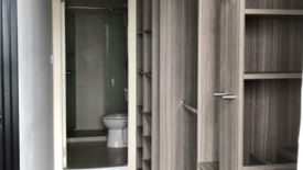 1 Bedroom Condo for sale in Khlong Thanon, Bangkok near BTS Sai Yud