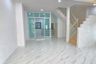 5 Bedroom Townhouse for sale in Chomfah warangkul Klong 2, Prachathipat, Pathum Thani