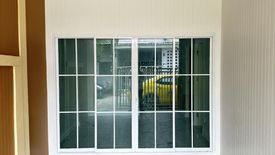 2 Bedroom Townhouse for sale in Narisra, Bueng Nam Rak, Pathum Thani