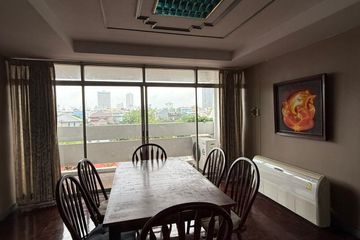 3 Bedroom Apartment for rent in Raja Mansion, Khlong Tan Nuea, Bangkok