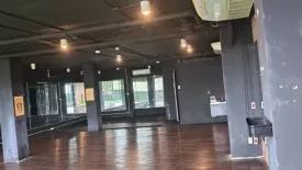 Office for rent in Apai Loft, Khlong Tan Nuea, Bangkok