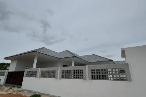 3 Bedroom Villa for sale in Nong Kae, Prachuap Khiri Khan