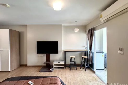Condo for rent in Supalai Park Ekamai - Thonglor, Bang Kapi, Bangkok