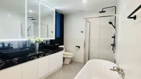 3 Bedroom Condo for sale in Baan Sathorn Chaopraya, Khlong Ton Sai, Bangkok near BTS Krung Thon Buri