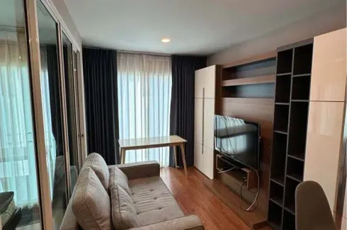 1 Bedroom Condo for rent in Khlong Ton Sai, Bangkok near BTS Krung Thon Buri