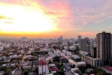 2 Bedroom Condo for sale in Siamese Ratchakru, Sam Sen Nai, Bangkok near BTS Sanam Pao