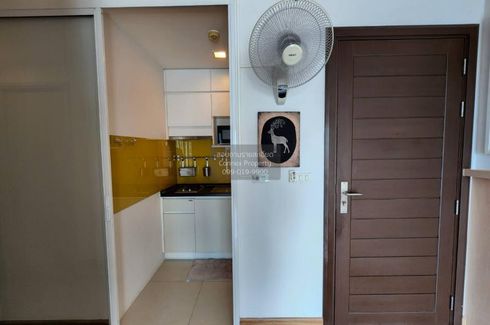 2 Bedroom Condo for sale in Thru Thonglor, Bang Kapi, Bangkok near MRT Phetchaburi