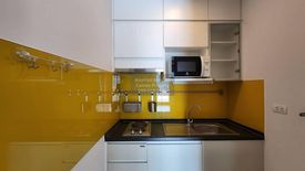 2 Bedroom Condo for sale in Thru Thonglor, Bang Kapi, Bangkok near MRT Phetchaburi